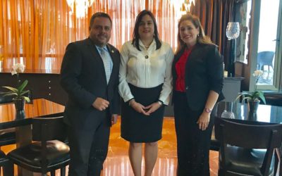 Establecimiento de relaciones profesionales de colaboracion entre APR Consultores Internacionales y ROCHELLE DOMINA Abogados y Consultores en la Republica Dominicana